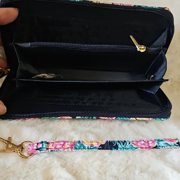 New! Simply Southern Pineapple Print Wallet - Black and Pink - Picture 5 of 8